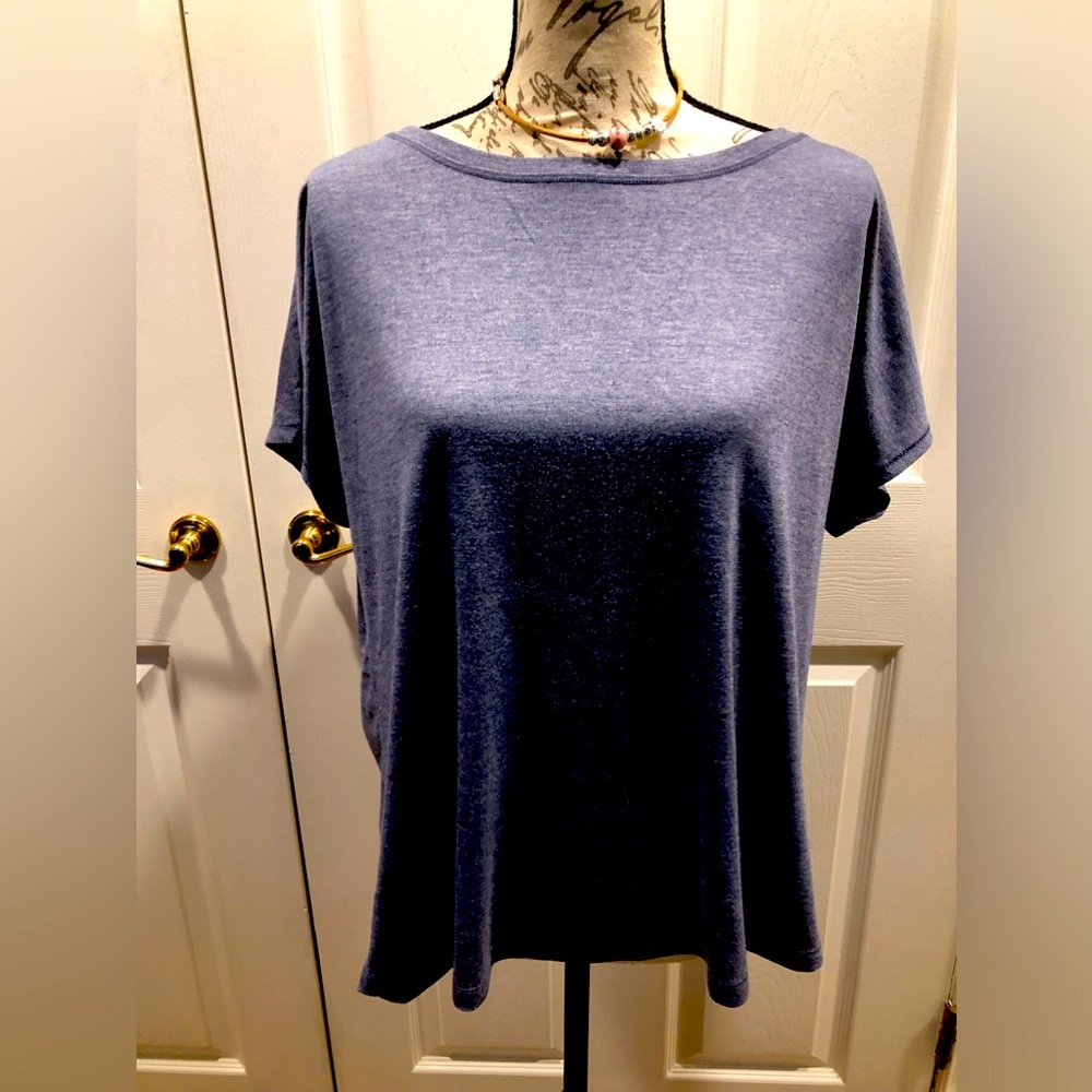 YOGALICIOUS TEE SHiRT